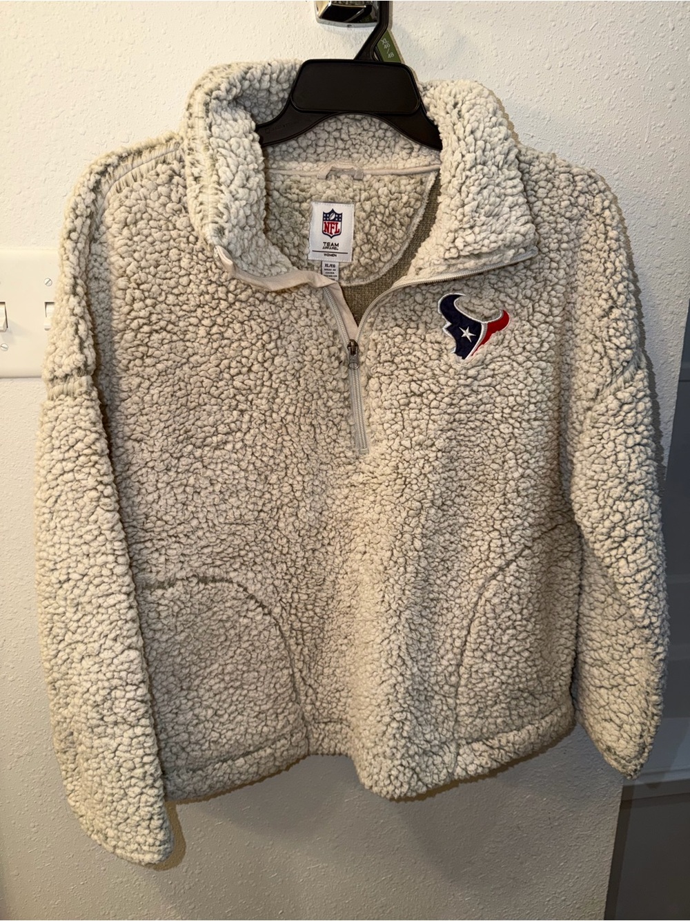 NFL Cream Sherpa Quarter-Zip Pullover with Texans Patch
